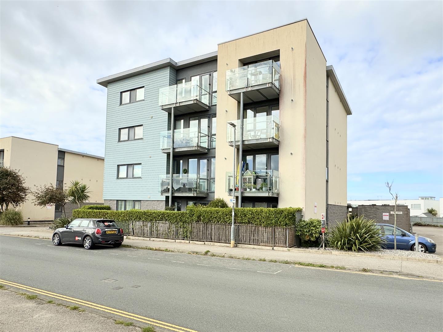 Tre Lowen, Pentire Crescent, Newquay